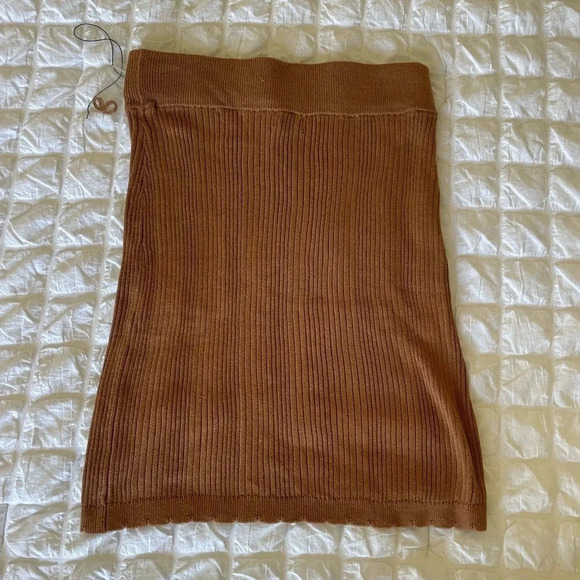 Revolve Majorelle Zena tan knit skirt - Picture 6 of 7